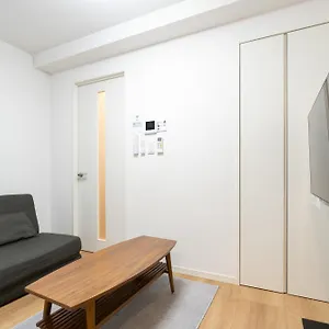 Tasuki Smart Sugamo アパート
